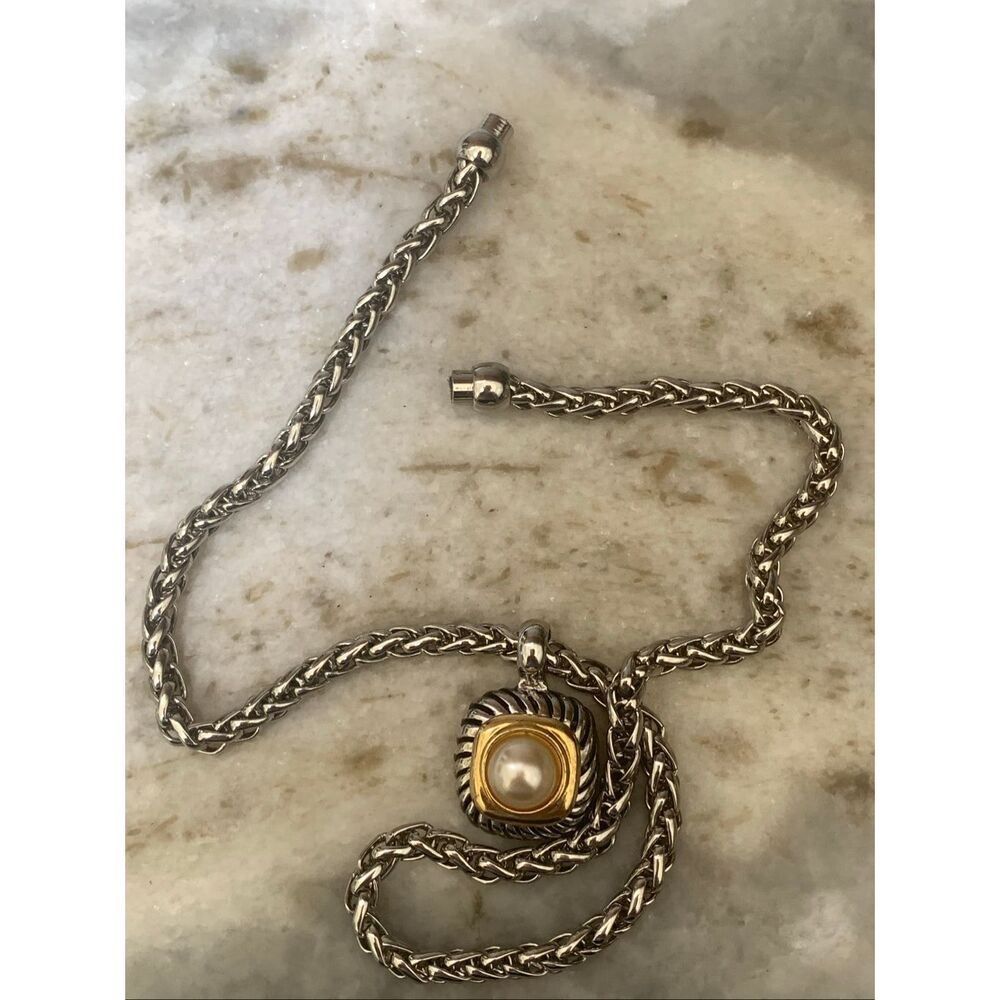 Silver Magnetic Rope Chain with Silver Gold Pearl Pendanr and matching Clip Earr - Picture 2 of 5